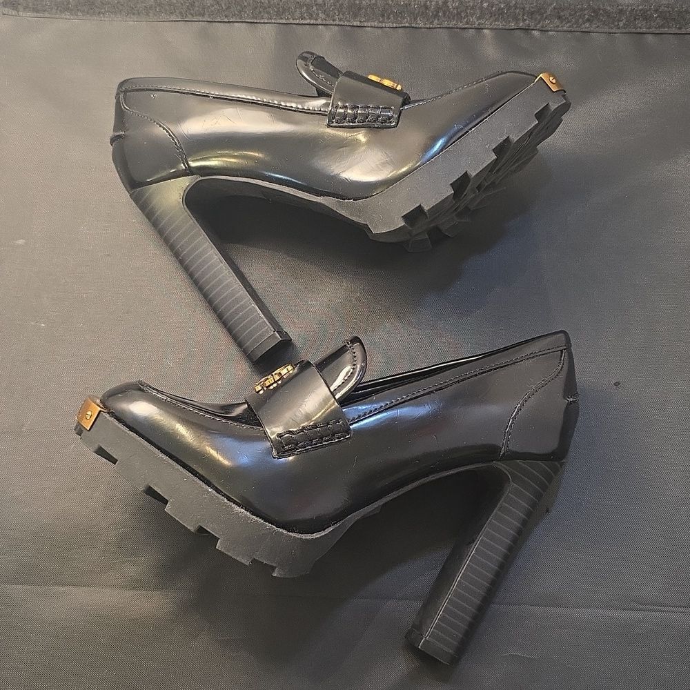 BRAND NEW KARL LAGERFELD PARIS VIRNA HIGH HEEL PATENT LEATHER SHOE - Picture 8 of 16